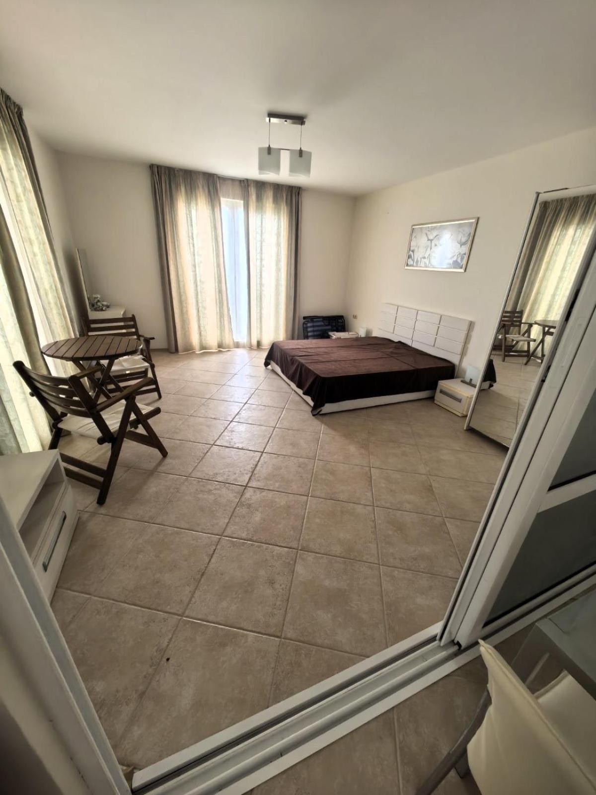 Dl Apartments Aheloj Kültér fotó