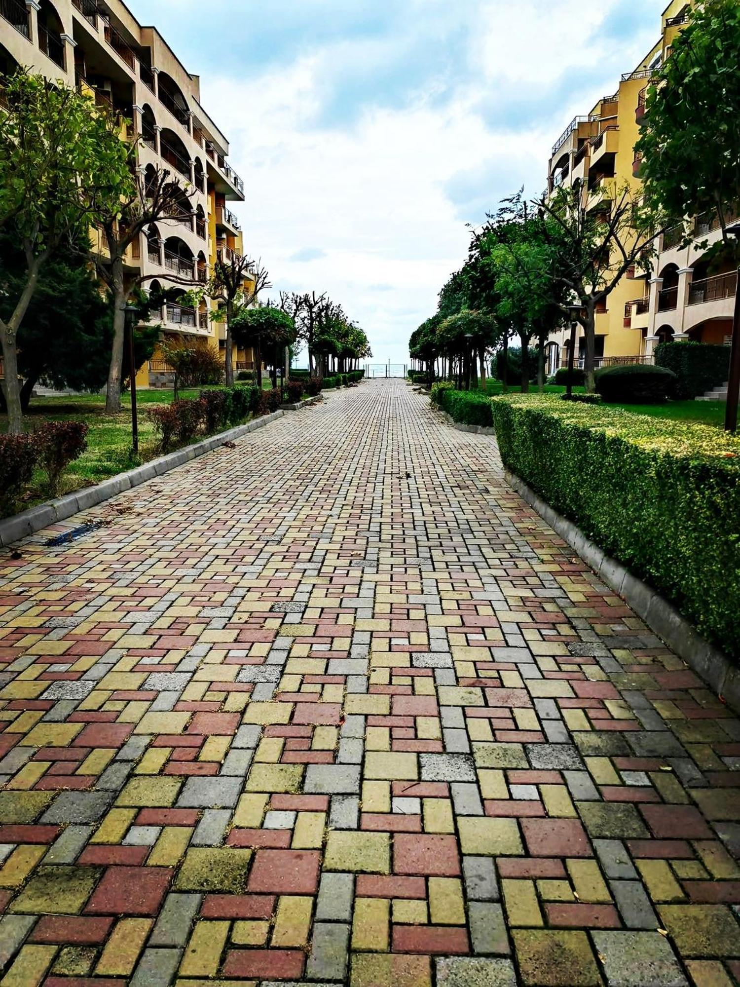 Dl Apartments Aheloj Kültér fotó